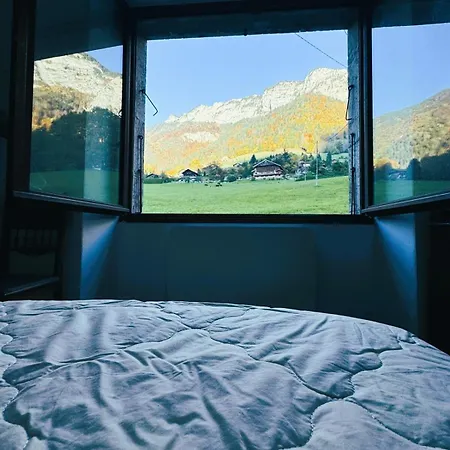 Chalet Authentic With Exceptional Views Glieres-Val-de-Borne