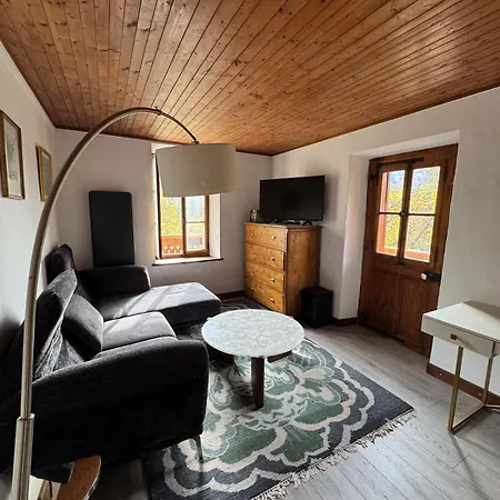 Authentic With Exceptional Views Glieres-Val-de-Borne