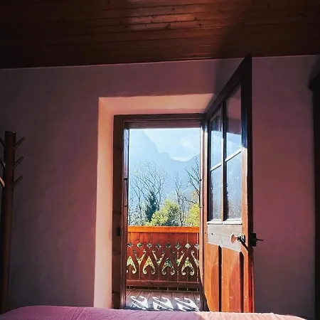 Authentic With Exceptional Views Glieres-Val-de-Borne