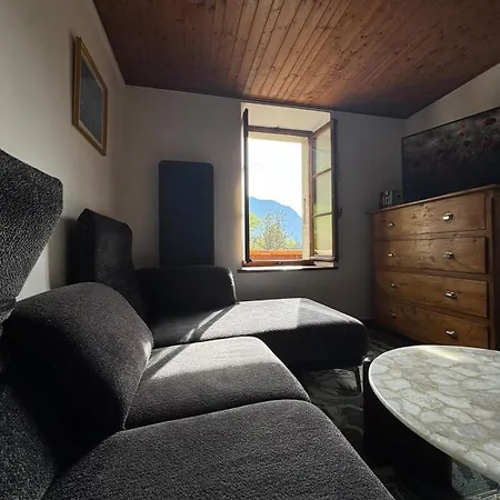 Authentic With Exceptional Views Chalet *