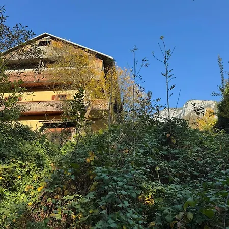Chalet Authentic With Exceptional Views Glieres-Val-de-Borne