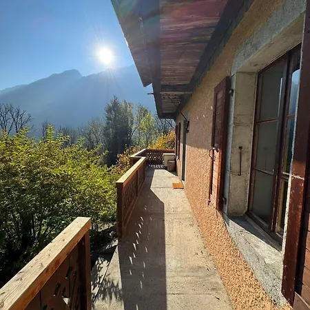 Chalet Authentic With Exceptional Views Glieres-Val-de-Borne